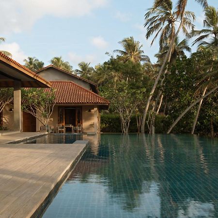 Kirana - A Santani Villa ベントータ エクステリア 写真