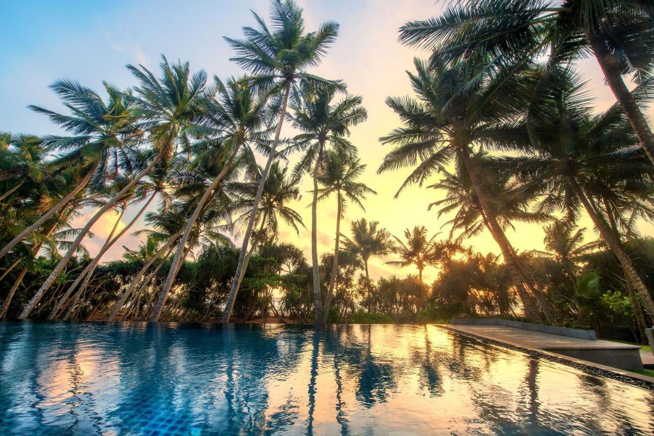 Kirana - A Santani Villa ベントータ エクステリア 写真