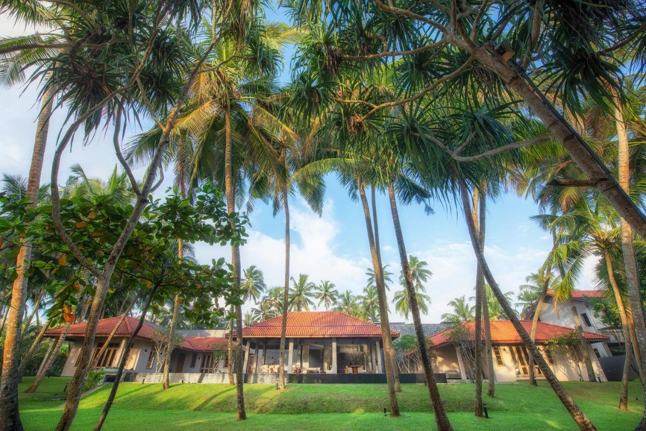 Kirana - A Santani Villa ベントータ エクステリア 写真