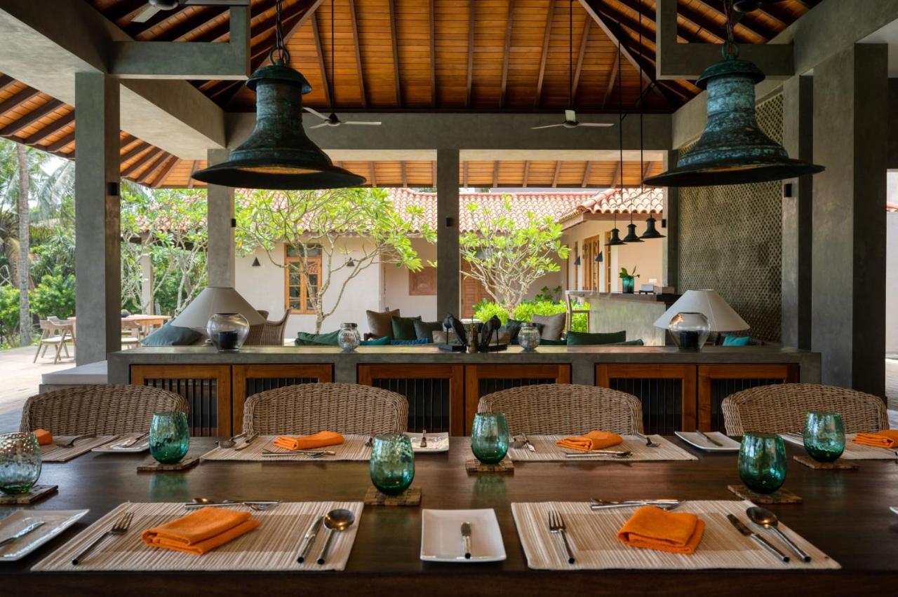 Kirana - A Santani Villa ベントータ エクステリア 写真