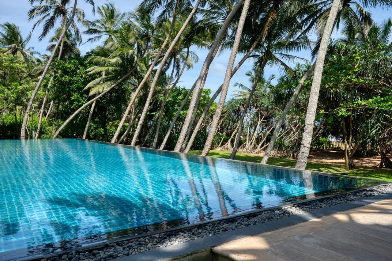 Kirana - A Santani Villa ベントータ エクステリア 写真