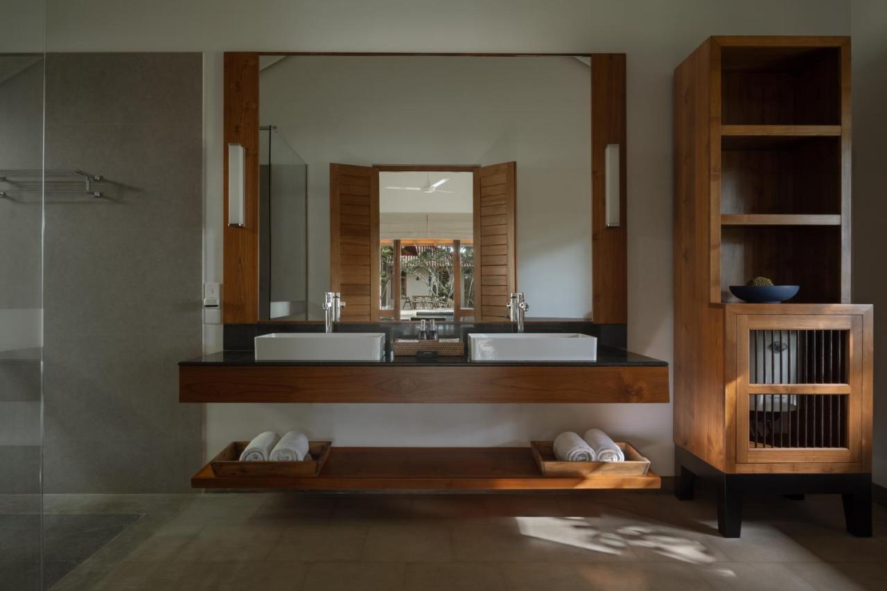 Kirana - A Santani Villa ベントータ エクステリア 写真