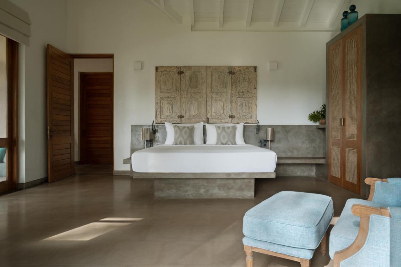 Kirana - A Santani Villa ベントータ エクステリア 写真