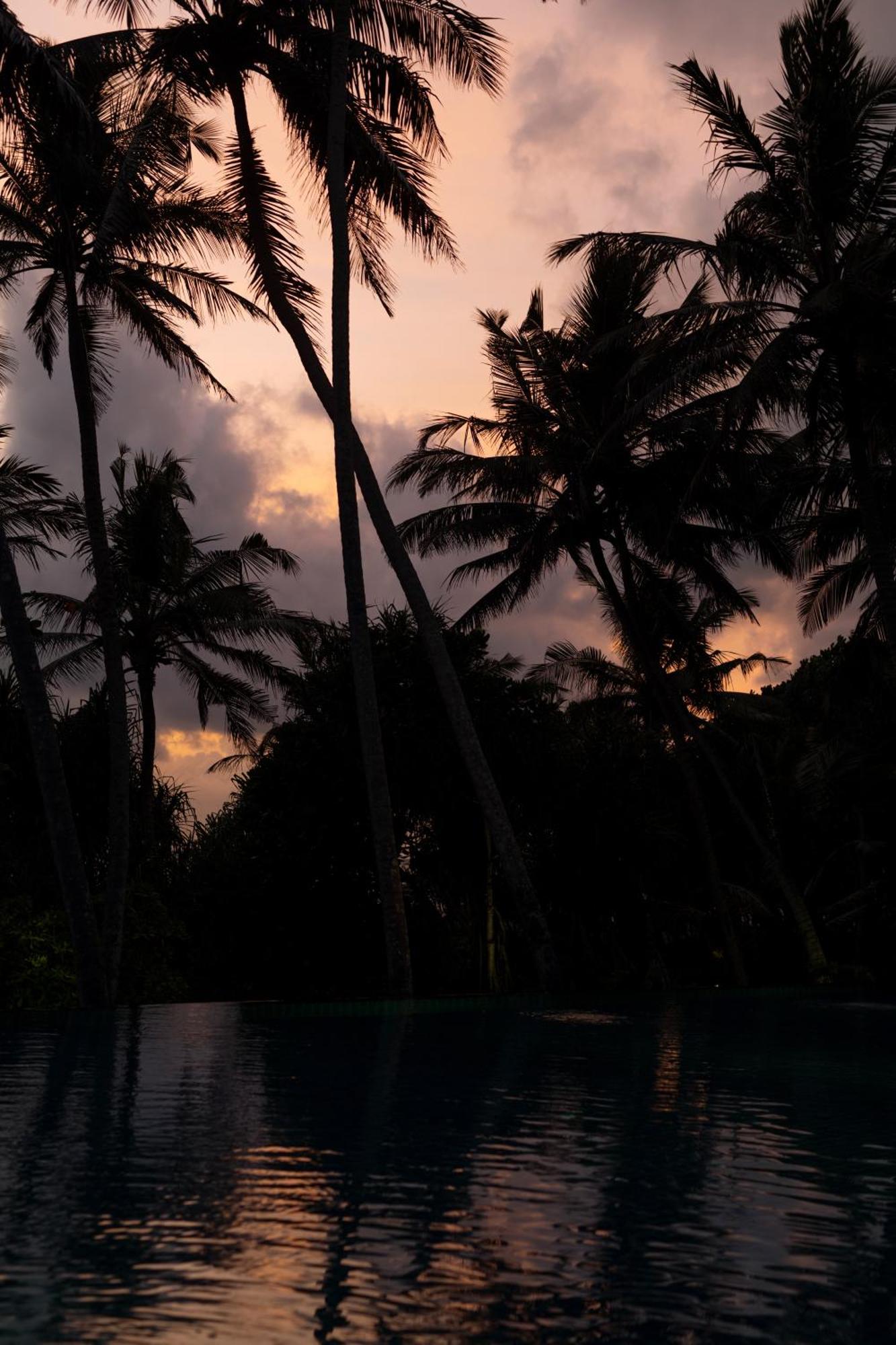 Kirana - A Santani Villa ベントータ エクステリア 写真